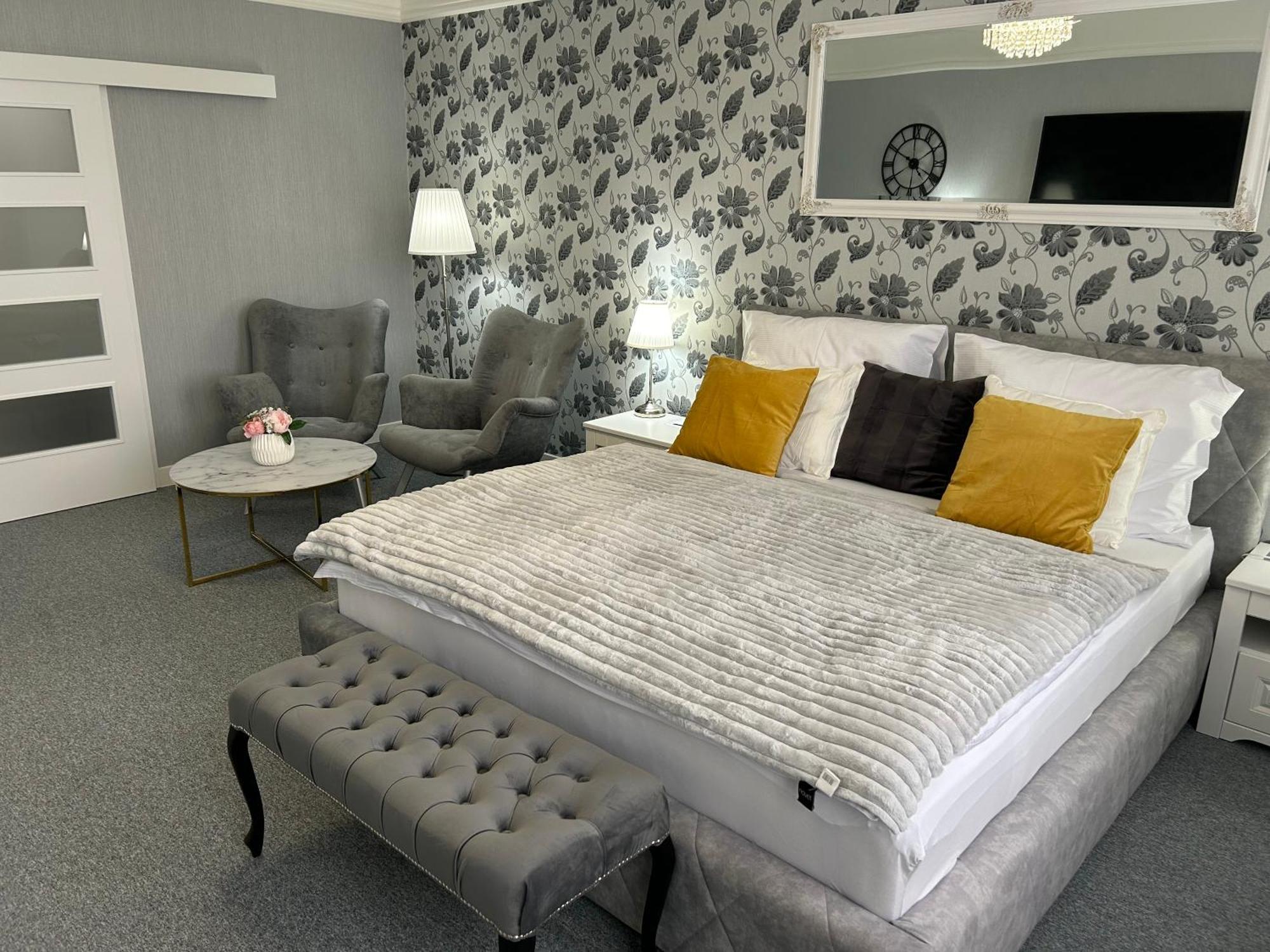 Efipa Glamour Apartments Pilsen Exterior foto